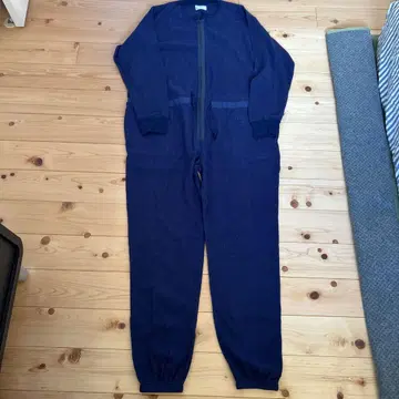 HOMELESS TAILOR 네이비 살로펫