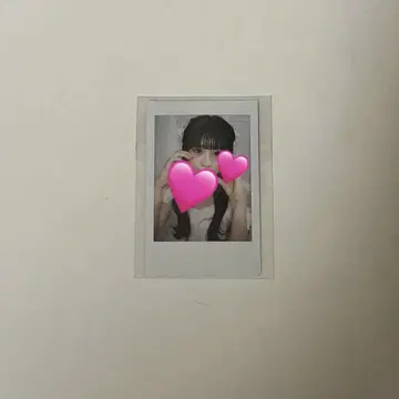 고조노이 네네 LARME 폴라로이드