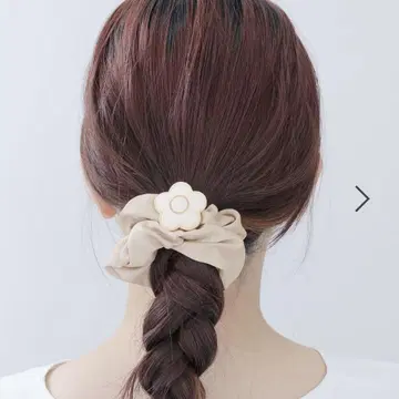 MARY QUANT 마블 캔디 데이지 스크런치 아이보리