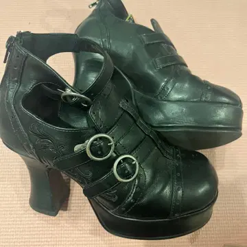 ozzon 펌프스
