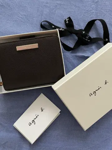 아네스 베 반지갑