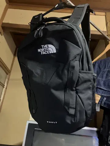 THE NORTH FACE VAULT 블랙 백팩