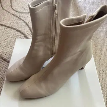 내추럴 뷰티 베이직 부츠