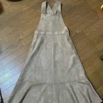 ZARA 베이지 스웨이드풍 살로펫 플레어 스커트