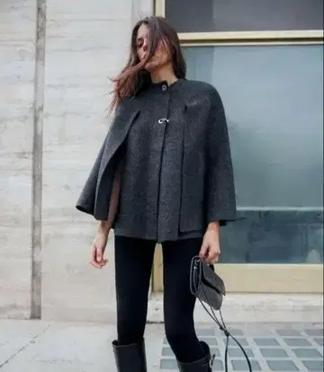 ZARA 케이프 스타일 자켓 L 사이즈