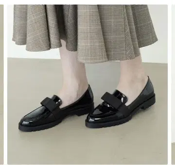 라우나레아 레인 플랫 리본 로퍼