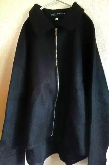 ZARA 블랙 점퍼 L 사이즈