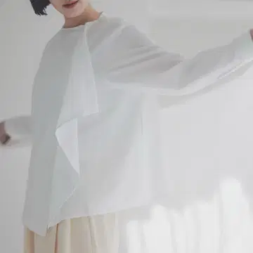 북유럽, 반보,저 너머로 hope라고 이름 붙인 새하얀 블라우스