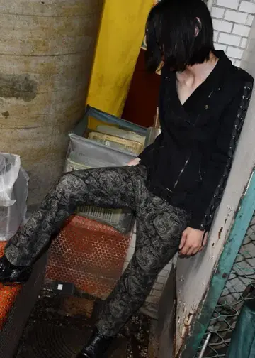 [ custom culture ] paisley denim pants