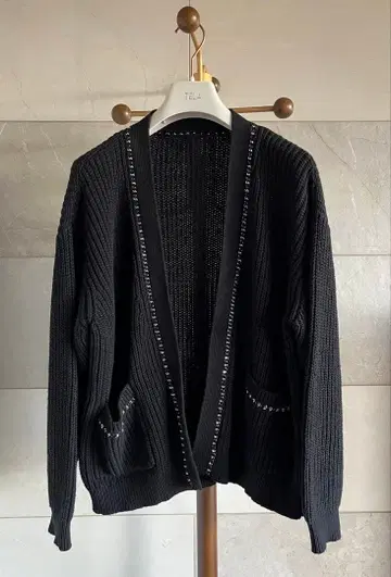 두두 체인 x 가죽 니트 가디건