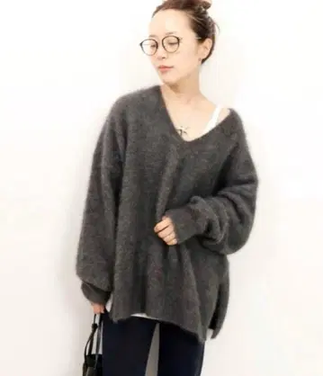 플라주 Fur V 슬릿 풀오버 긴팔 니트 스웨터 그레이