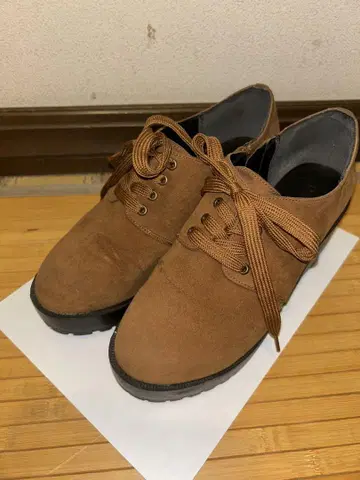브라운 스웨이드 레이스업 슈즈