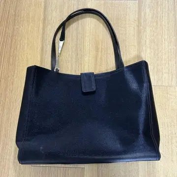 Anne Klein 백