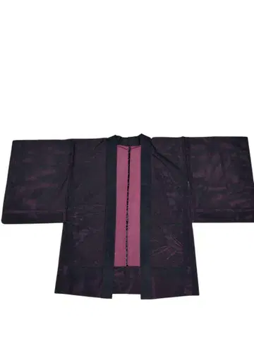 블랙과 핑크 겉옷