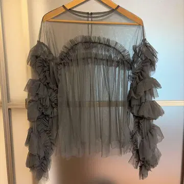 ANDRESD decorative tulle tops 차콜