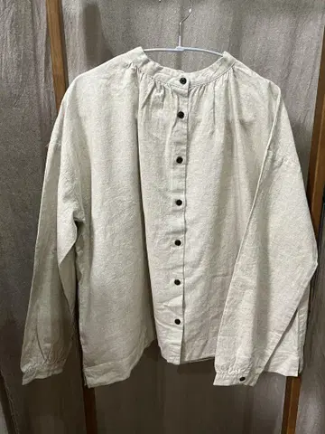 삼바레 얇은 소재의 플란넬 셔츠 아이보리 베이지
