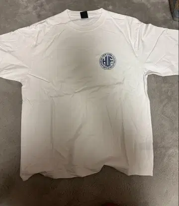 HUF 화이트 T셔츠