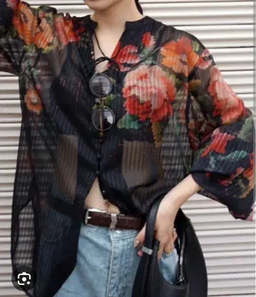 JACQUARD FLOWER PATTERN SHEER BLOUSE