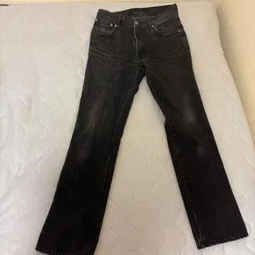 누디진 블랙 데님