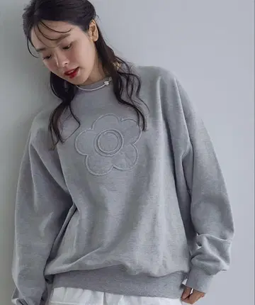 맨투맨 티셔츠 [ MARY QUANT 콜라보 ] 오버 사이즈 맨투맨