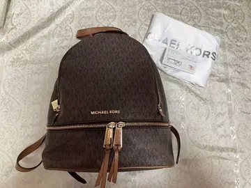 MICHAEL KORS 로고 패턴 백팩