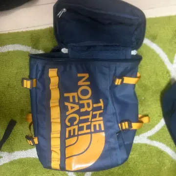 THE NORTH FACE 네이비 백팩