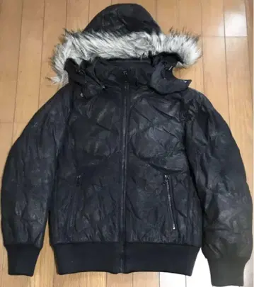 UNIQLO 다운 컬렉션 퍼 다운 자켓 흑먹색 S