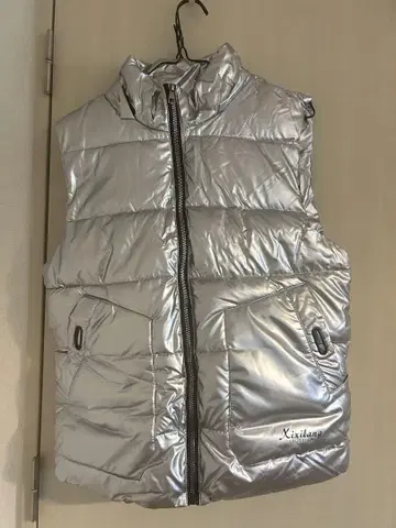 실버 퀼팅 다운 베스트