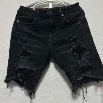 블랙 데님 데미지 숏팬츠