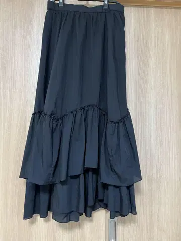 블랙 플레어 스커트 이중층
