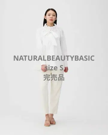 내추럴 뷰티 베이직 화이트 리본 긴팔 셔츠
