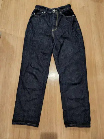 YANUK ann owi 24