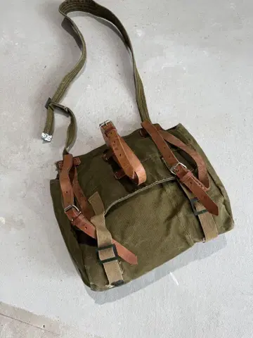 [레어] 1970s~80s 루마니아군 브레드 백