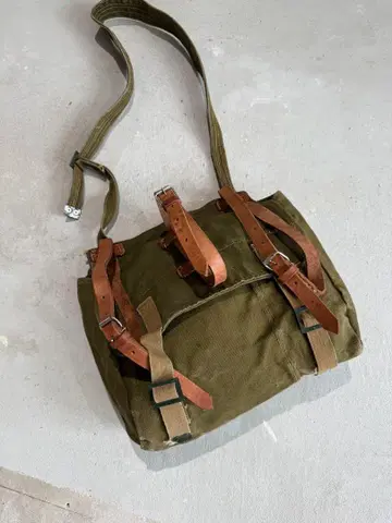 [레어] 1970s~80s 루마니아군 브레드 백