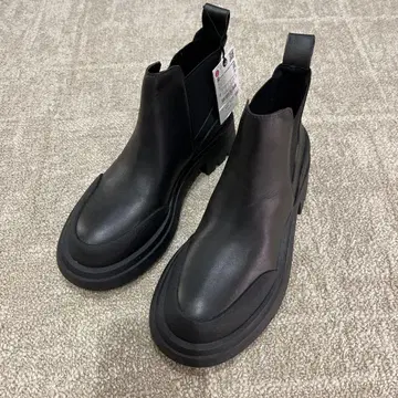 ZARA 사이드 고어 부츠 37 숏 블랙