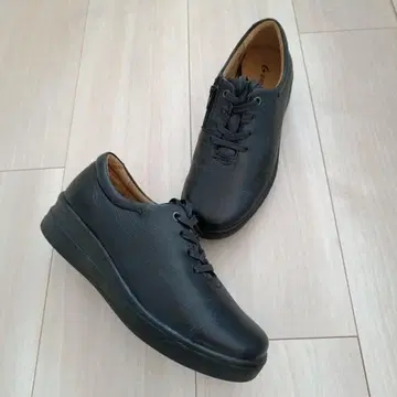 [ 새상품 ] [ 문스타 ] 블랙 스트링 슈즈 지퍼 포함