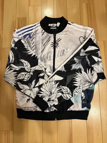 adidas originals OVERSIZED TT 트랙 자켓