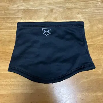 언더 아머 STORM 블랙 넥워머
