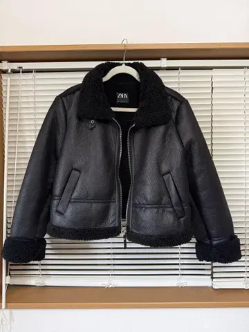 ZARA 블랙 숏 자켓 XXL