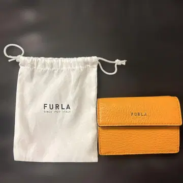 FURLA 3단 폴더형 지갑 오렌지 수납 가방 포함
