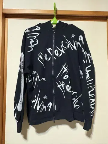 Eve 회인 후드티