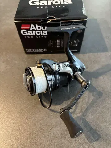 Abu Garcia ROXANI 2500SH 스피닝 릴