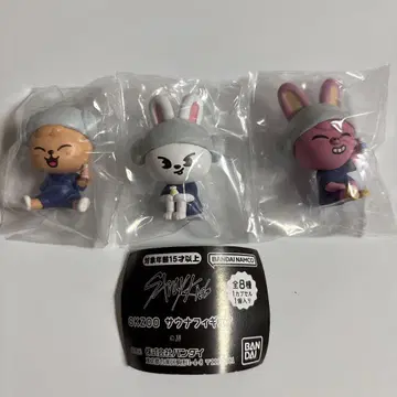 SKZOO 사우나 피규어 3개 세트