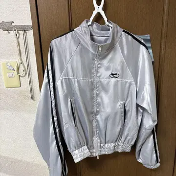 실버 XL 짧은 기장 자켓