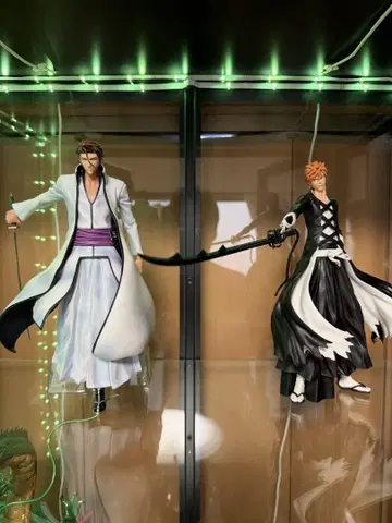 BLEACH 아이젠 소스케 쿠로사키 이치고 피규어 세트