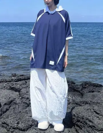 Matin Kim 상의 그레이