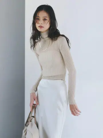 아뉴앙스 캐시미어 시어 터틀넥 오버 라이트 베이지