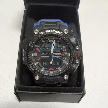 G-SHOCK GR-B200 손목시계