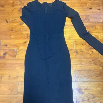 EMPORIO ARMANI 긴팔 원피스 38