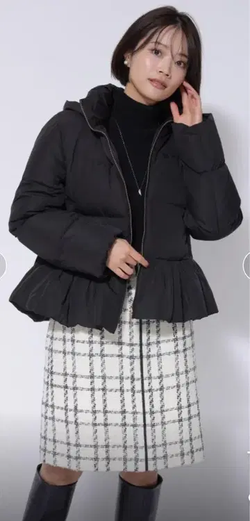 새상품급 아푸와이저 리셰 트위드 라메 미니 스커트 Arpege story